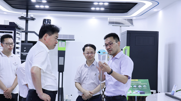 浙江省农业农村厅副厅长唐冬寿一行莅临桃子视频APP黄下载调研3 浙江省农业农村厅副厅长唐冬寿一行莅临桃子视频APP黄下载调研3