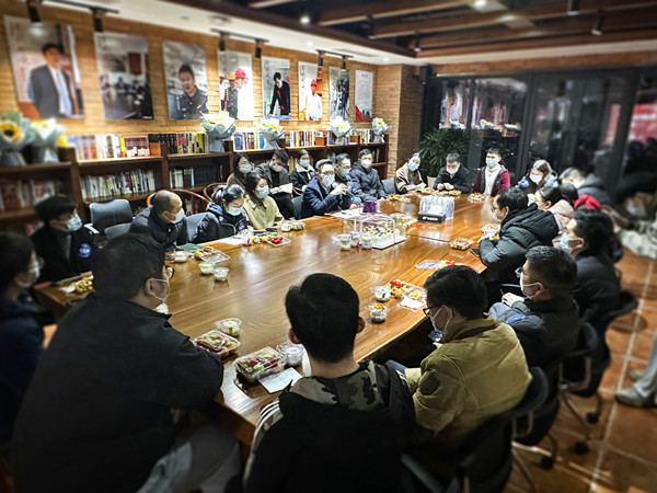 1671670513402322.jpg 桃子视频APP黄下载2021年度优秀员工交流分享会.jpg